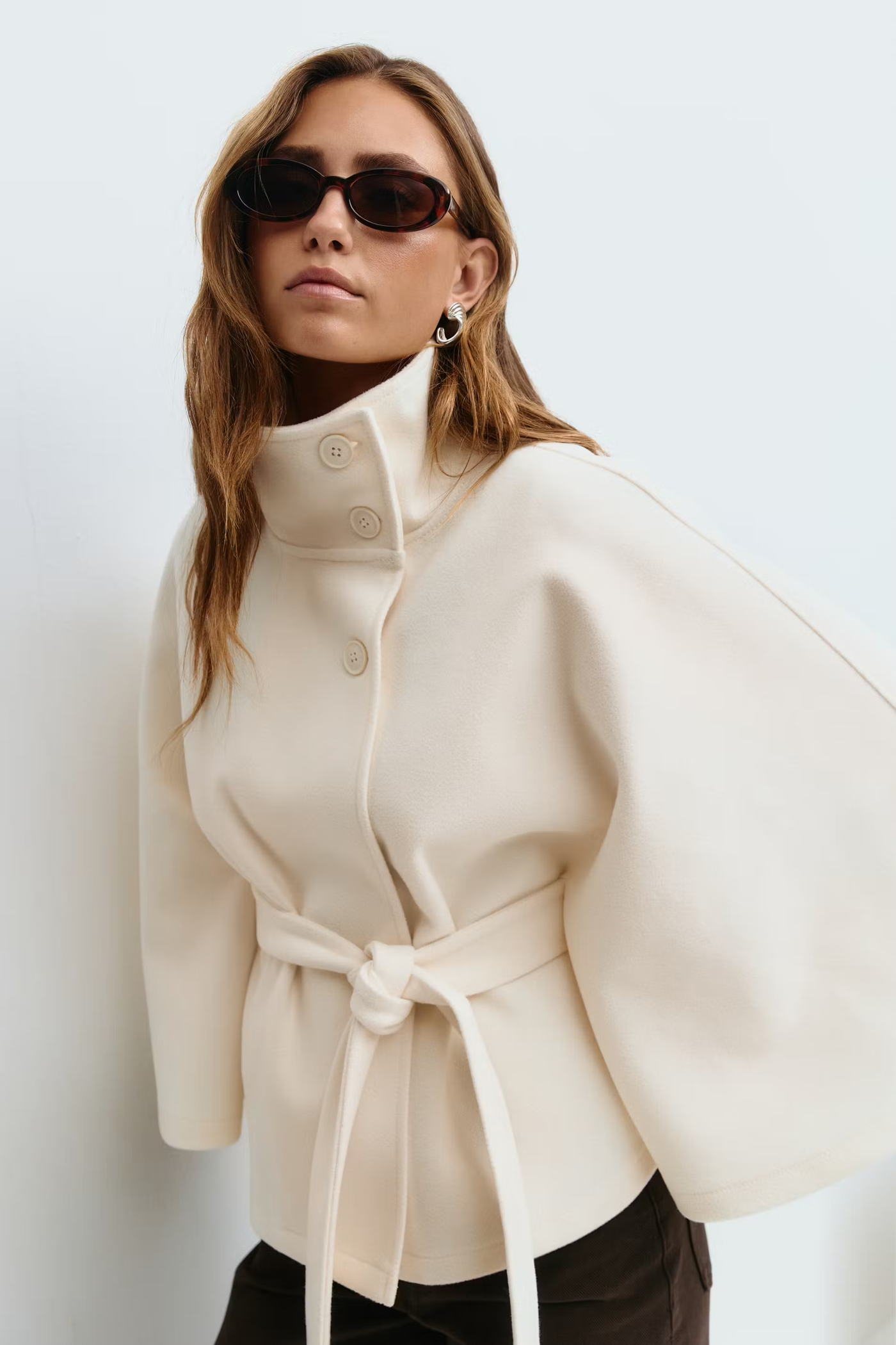 Diané™ | Manteau Élégant pour Femme avec Ceinture & Col Haut