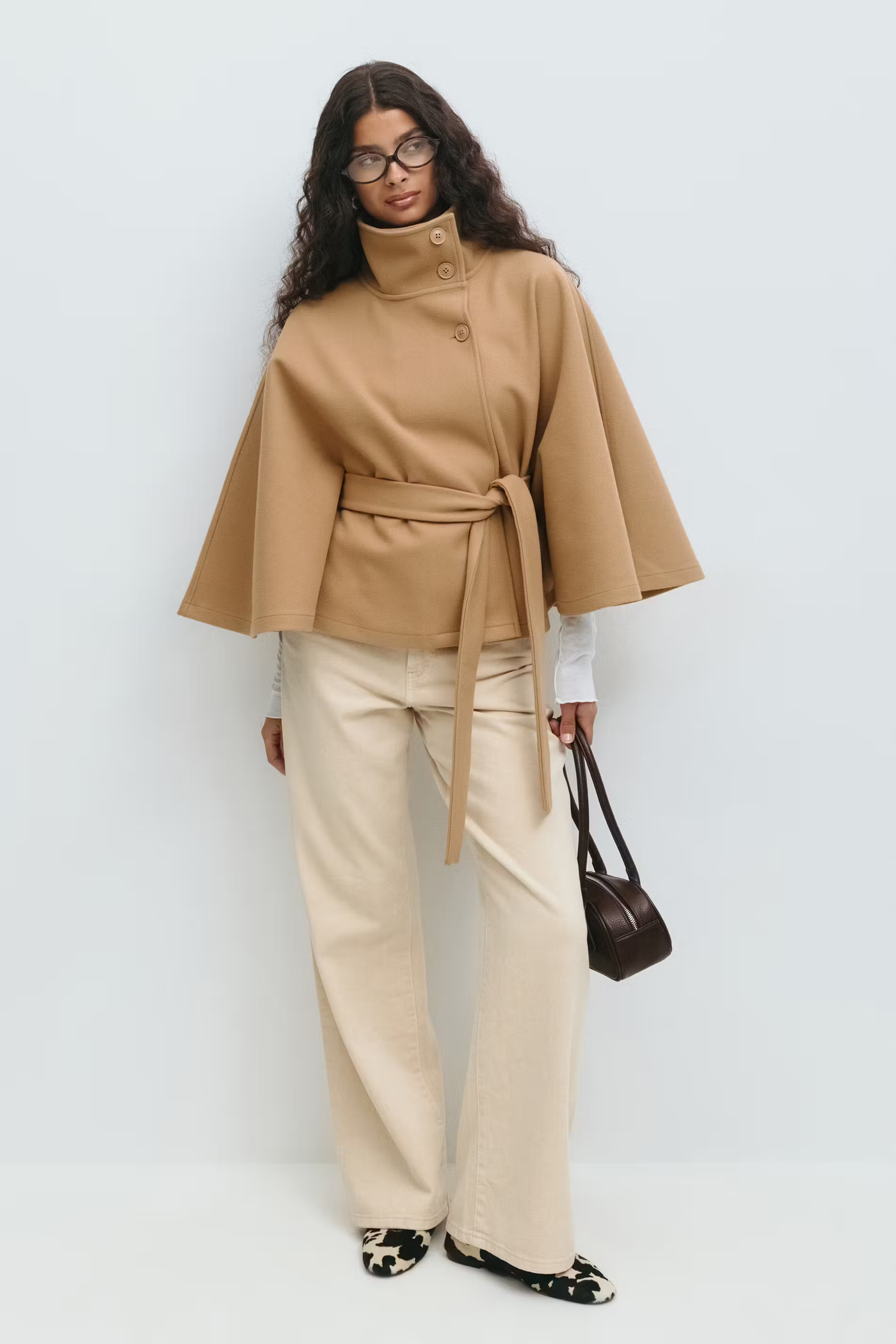 Diané™ | Manteau Élégant pour Femme avec Ceinture & Col Haut