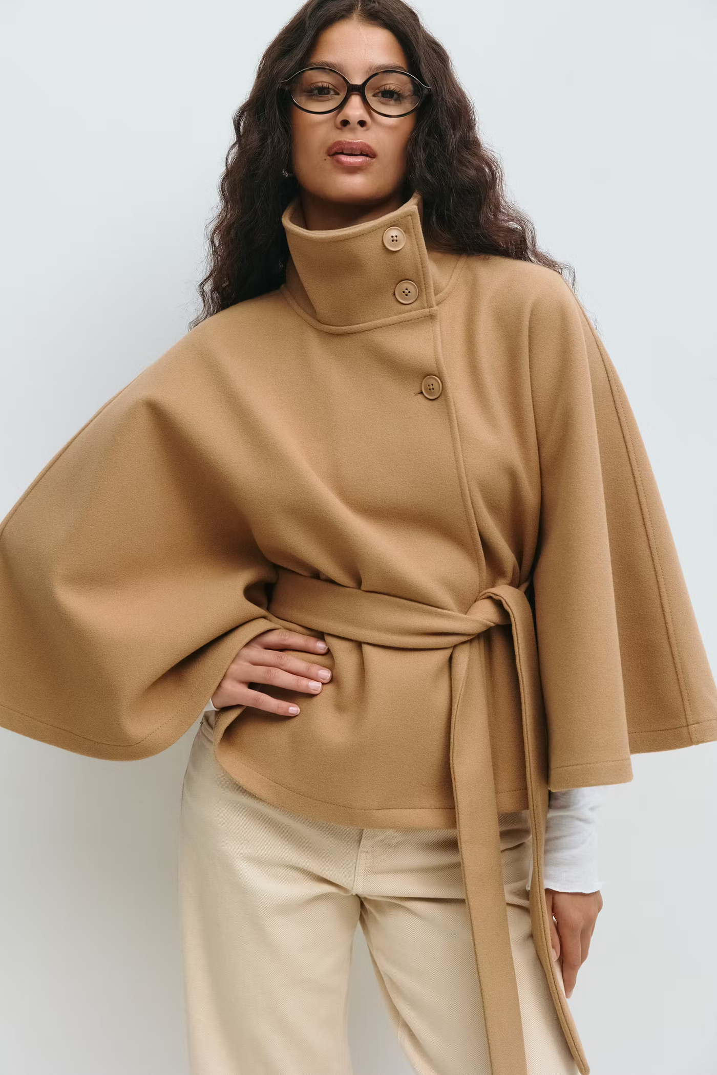 Diané™ | Manteau Élégant pour Femme avec Ceinture & Col Haut