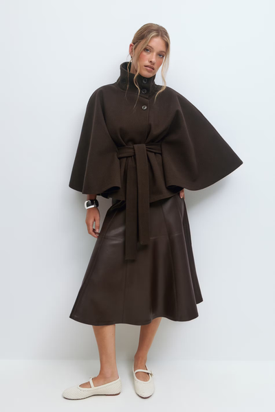 Diané™ | Manteau Élégant pour Femme avec Ceinture & Col Haut