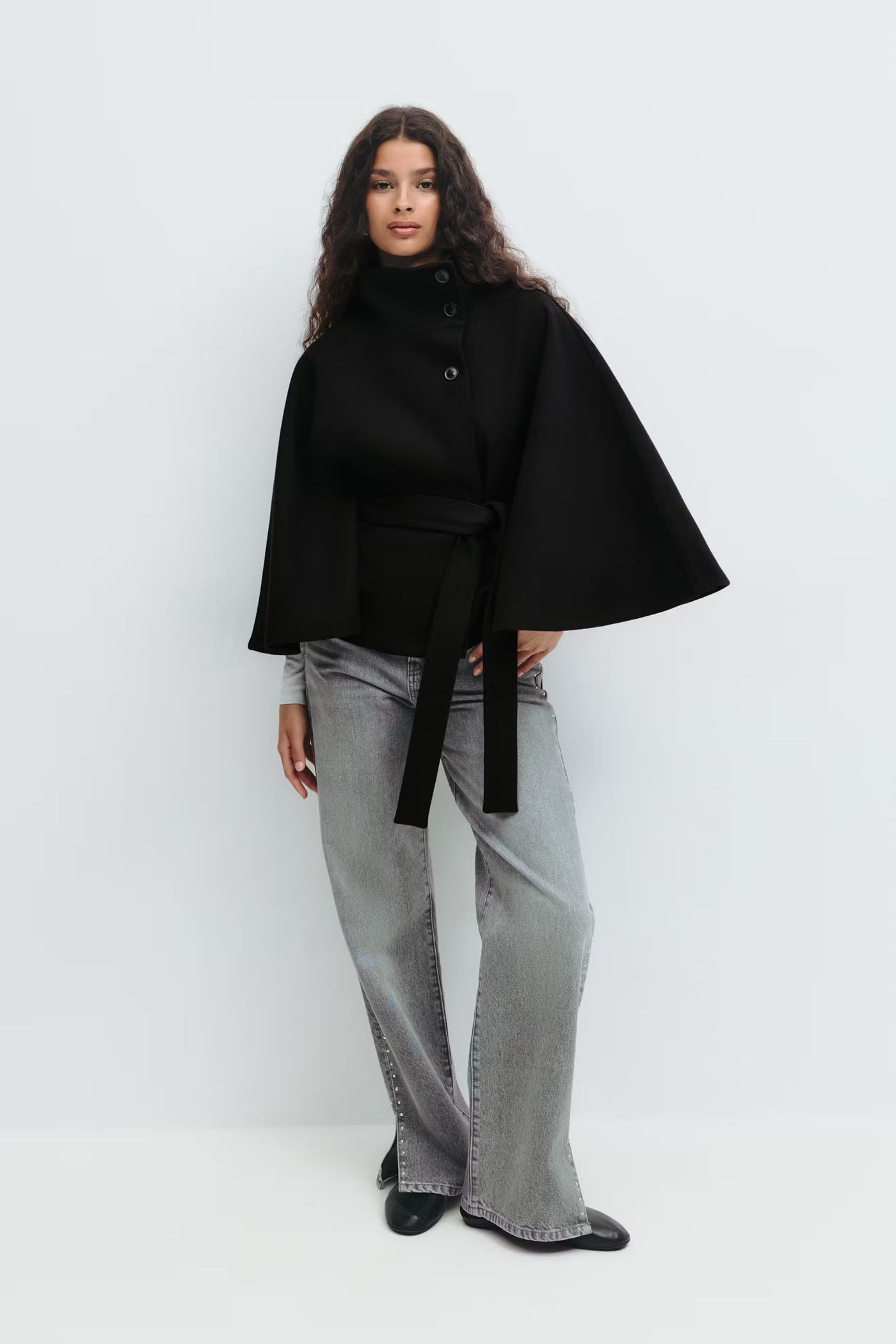 Diané™ | Manteau Élégant pour Femme avec Ceinture & Col Haut