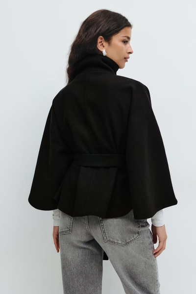 Diané™ | Manteau Élégant pour Femme avec Ceinture & Col Haut